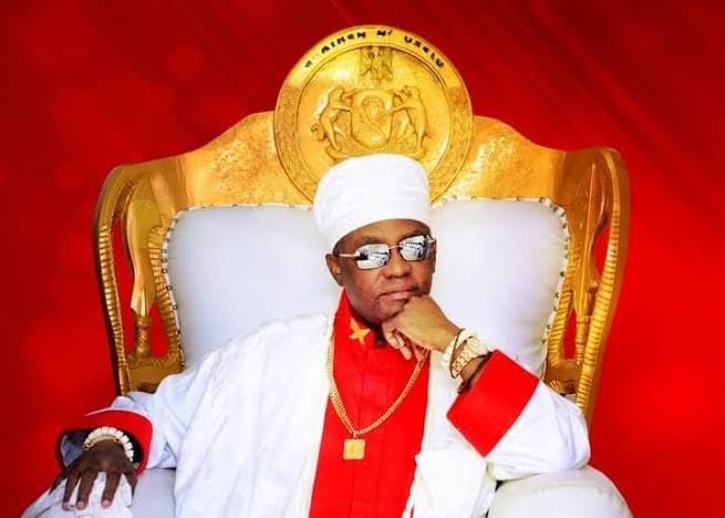 Oba Of Benin Suspends Six Traditional Chiefs For Pledging Loyalty To Ooni Of Ife